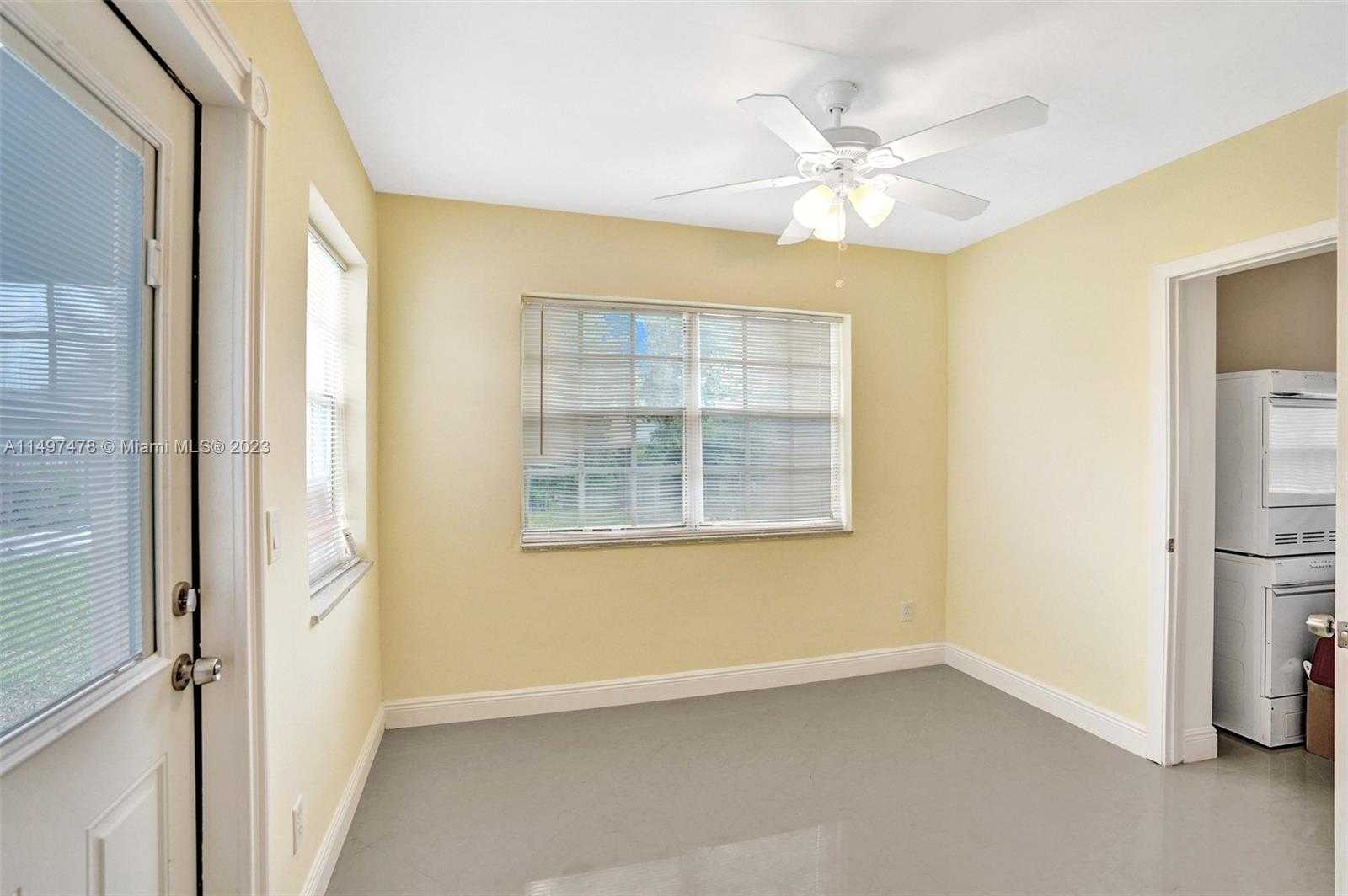 Small Image of 210 NORTH 72ND AVE, Hollywood Number 21