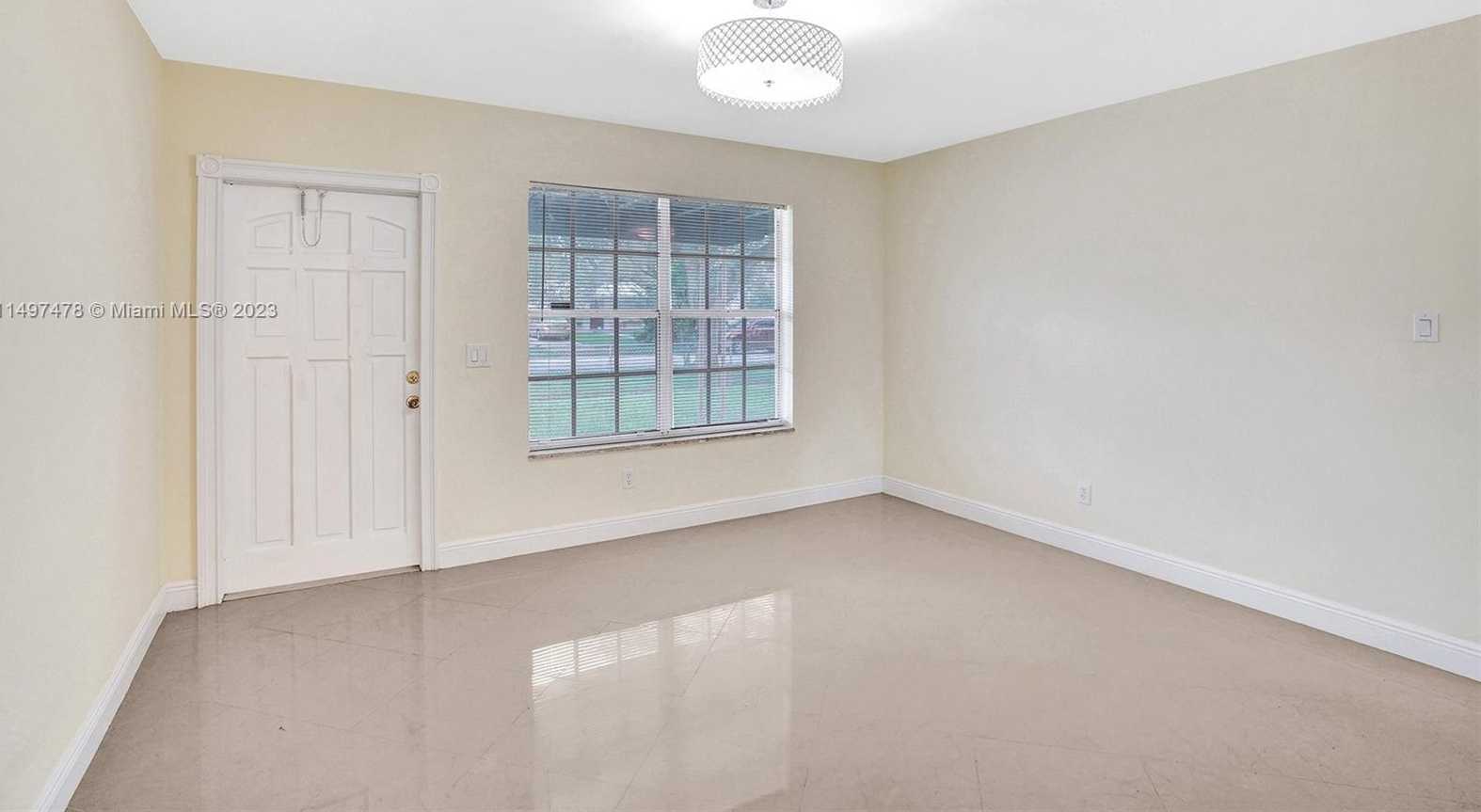 Small Image of 210 NORTH 72ND AVE, Hollywood Number 8