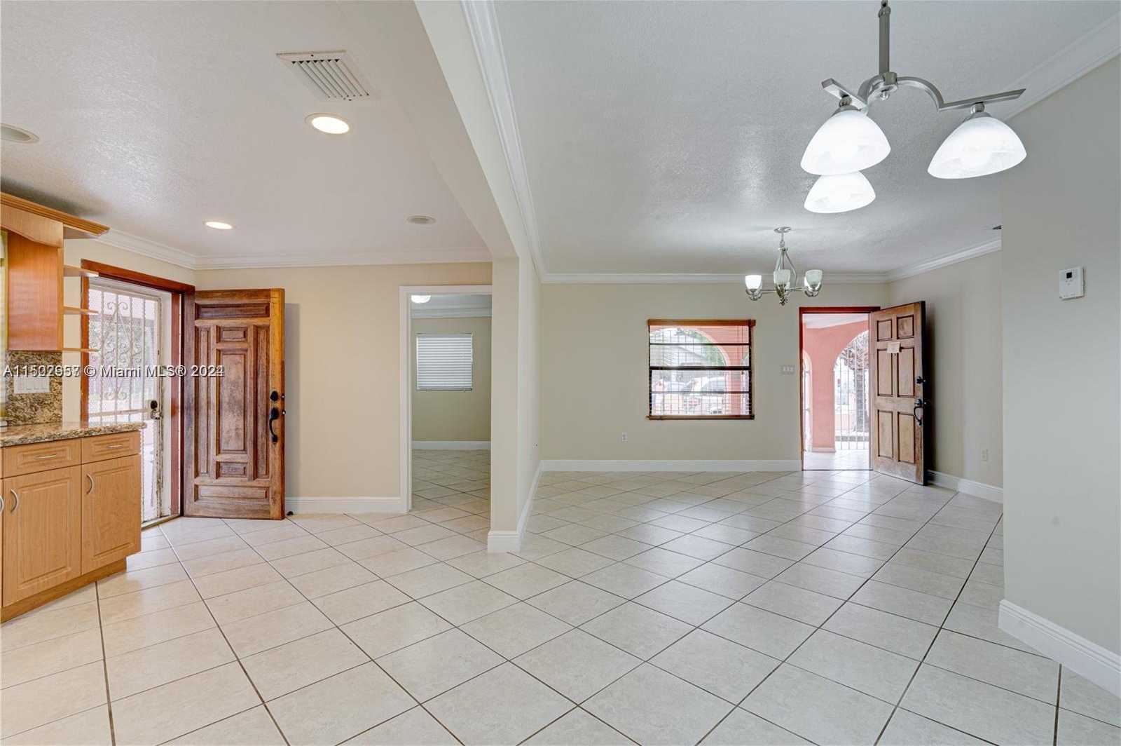 Small Image of 450 EAST 7TH AVE, Hialeah Number 18