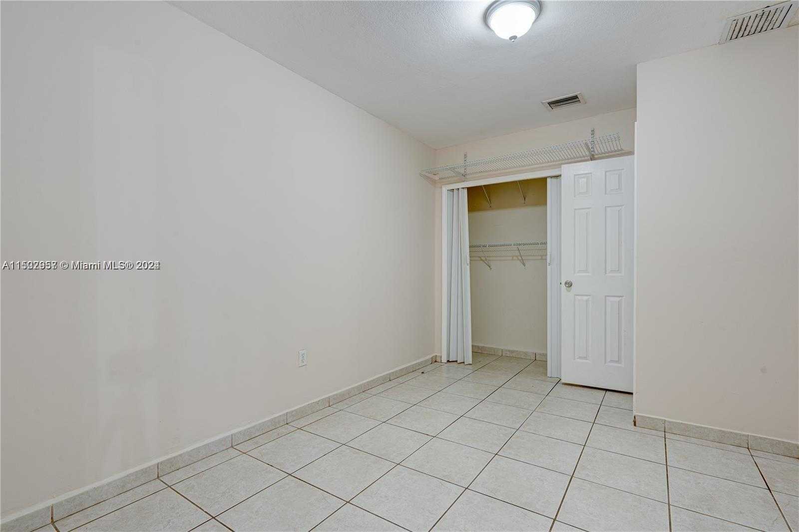 Small Image of 450 EAST 7TH AVE, Hialeah Number 24
