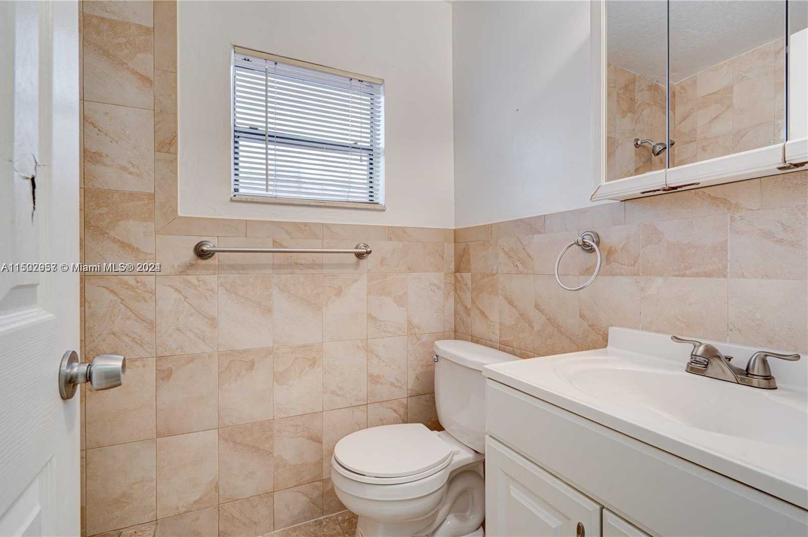 Small Image of 450 EAST 7TH AVE, Hialeah Number 25