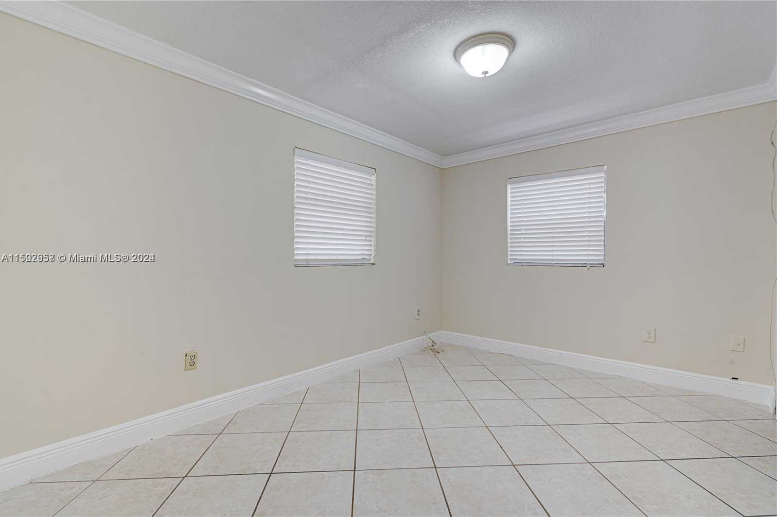 Small Image of 450 EAST 7TH AVE, Hialeah Number 29
