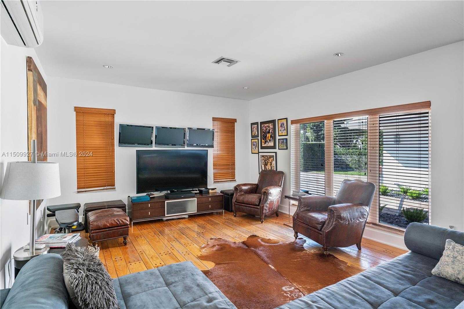 Small Image of 1231 96TH ST, Bay Harbor Islands Number 21