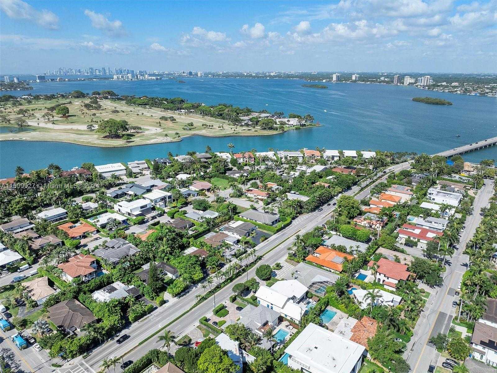 Small Image of 1231 96TH ST, Bay Harbor Islands Number 55