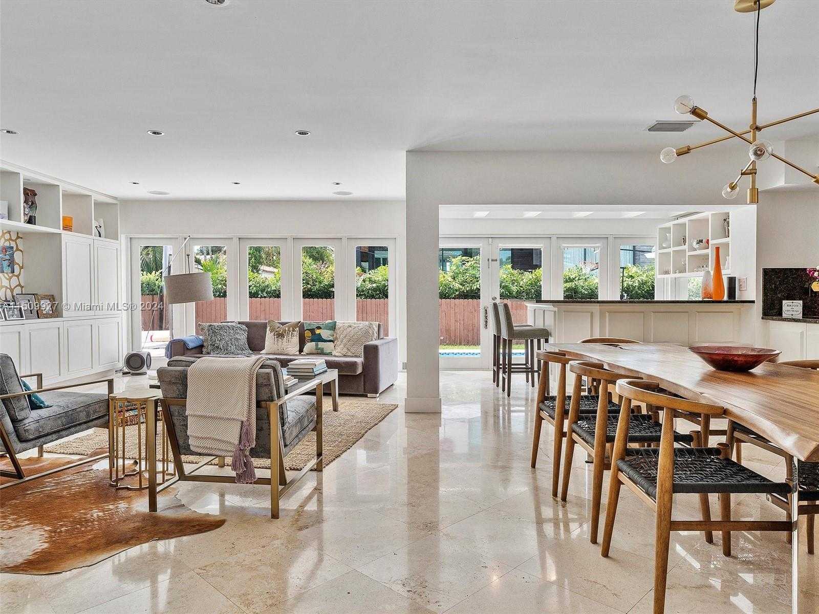Small Image of 1231 96TH ST, Bay Harbor Islands Number 9