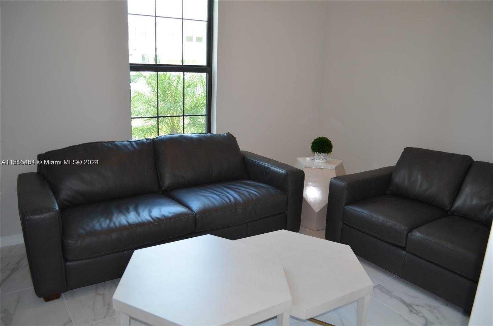 Small Image of 8161 NW 78th St, Tamarac, FL 33321, USA Number 48
