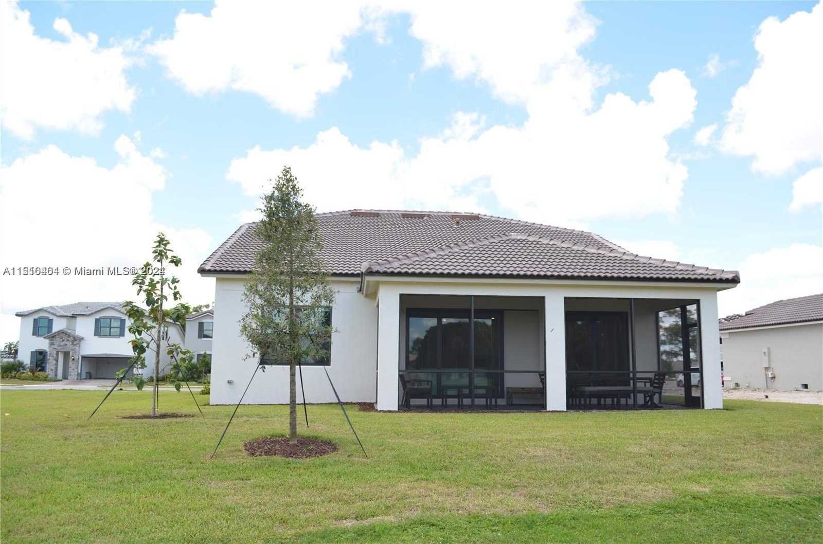 Small Image of 8161 NW 78th St, Tamarac, FL 33321, USA Number 60