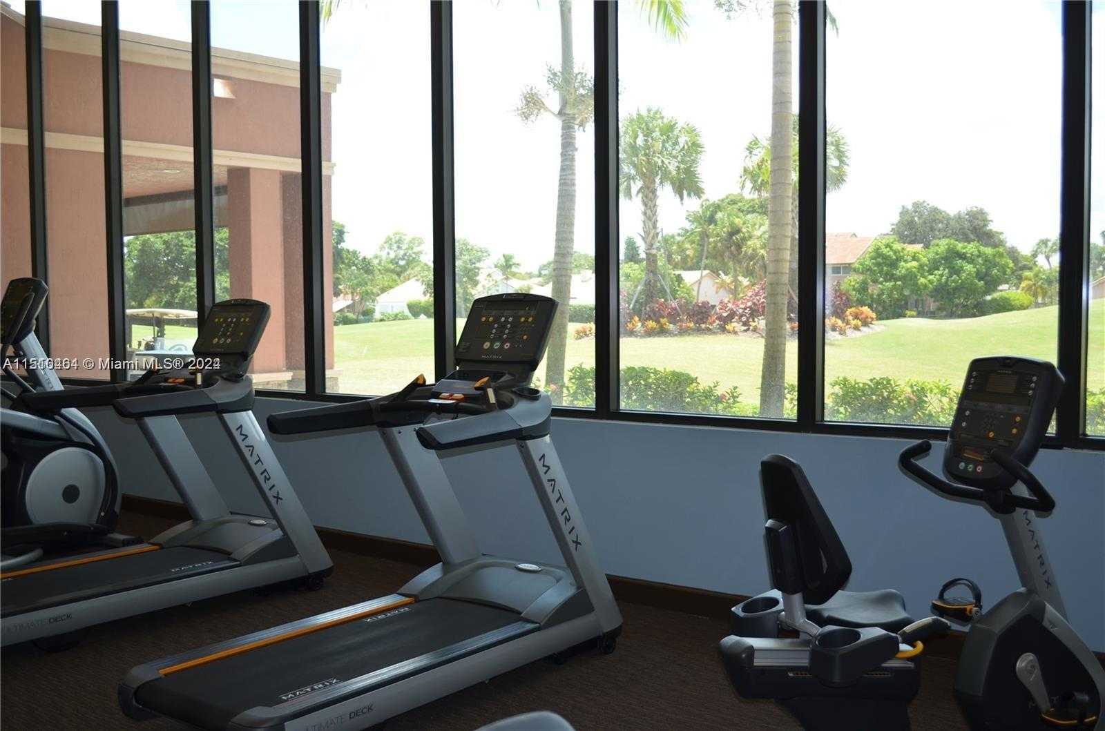 Small Image of 8161 NW 78th St, Tamarac, FL 33321, USA Number 71