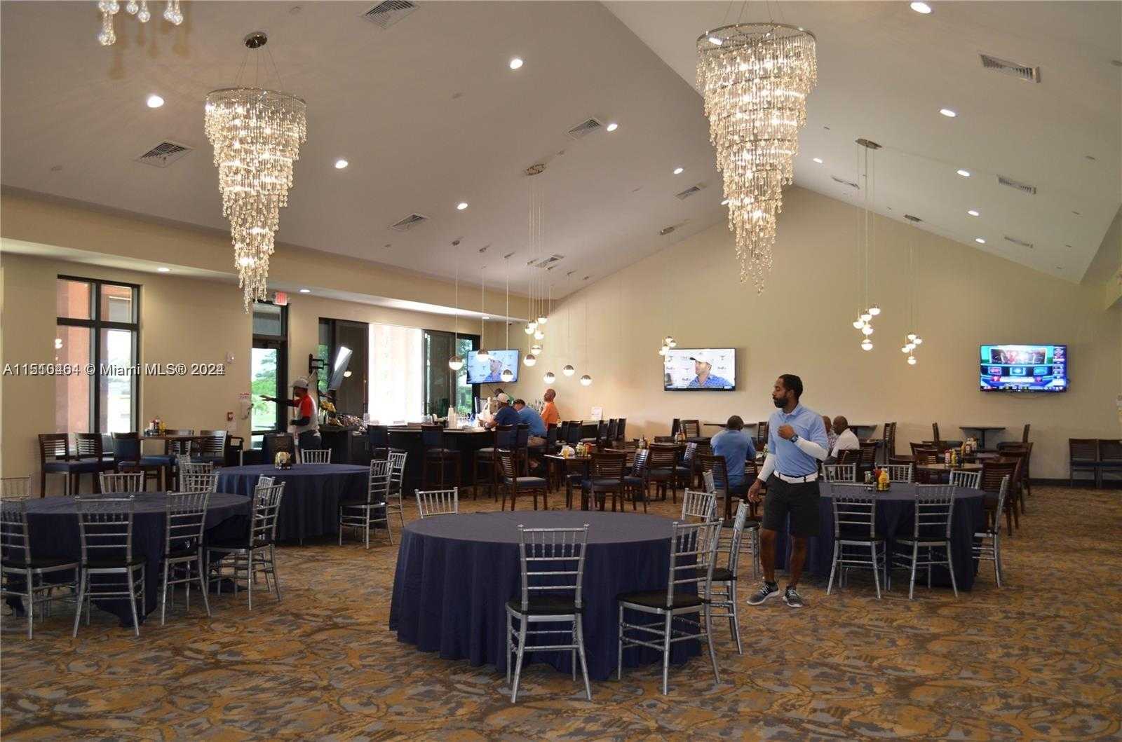 Small Image of 8161 NW 78th St, Tamarac, FL 33321, USA Number 73