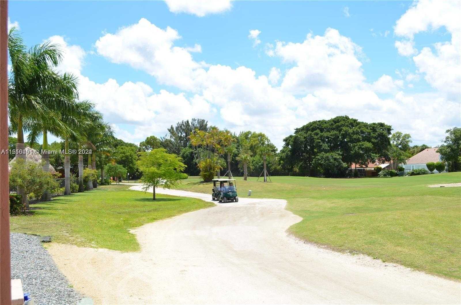 Small Image of 8161 NW 78th St, Tamarac, FL 33321, USA Number 79