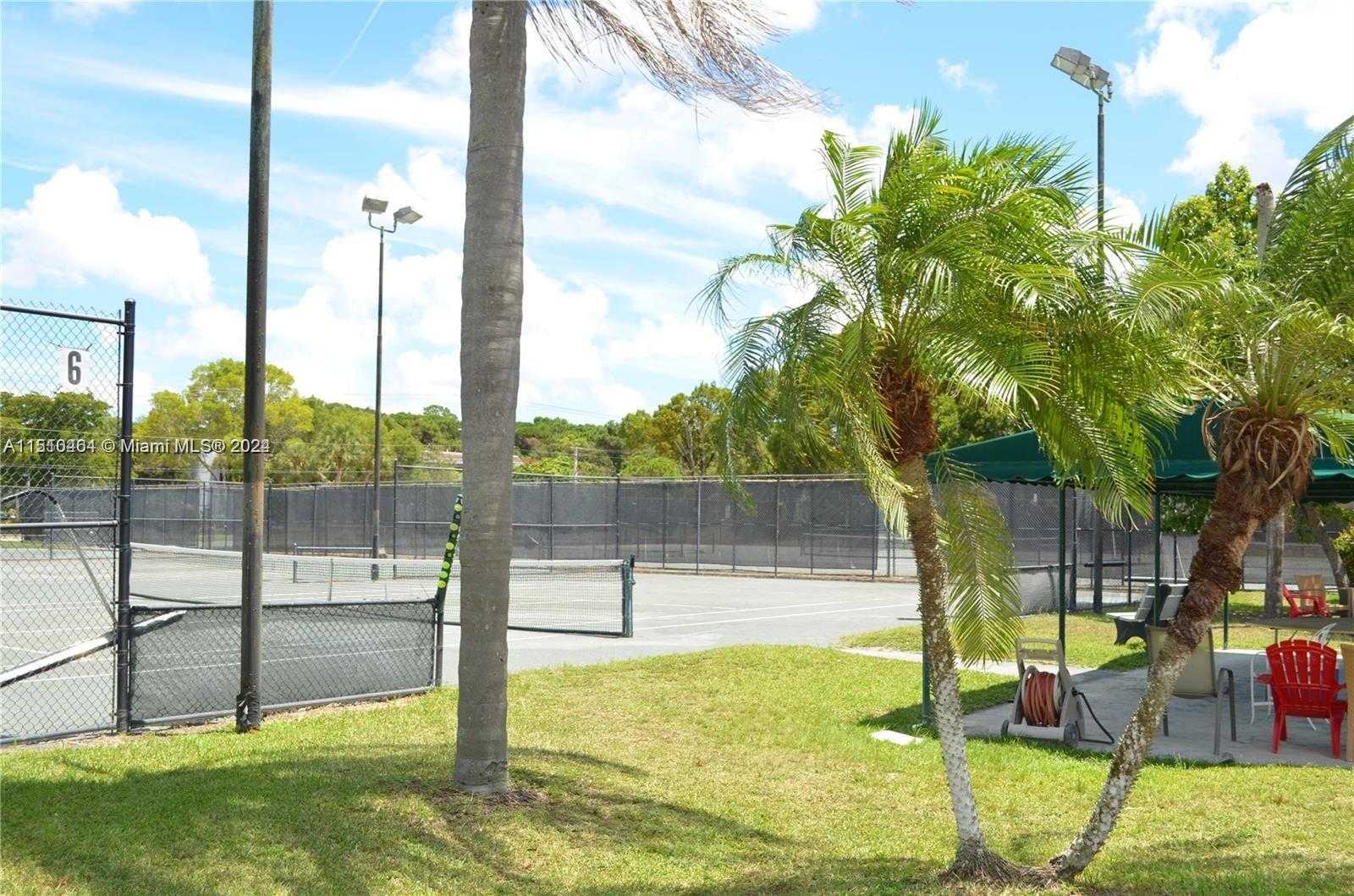 Small Image of 8161 NW 78th St, Tamarac, FL 33321, USA Number 80