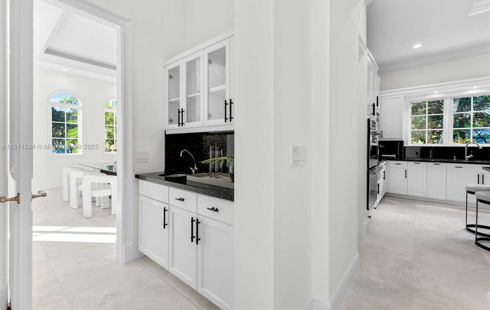 Small Image of 9941 SOUTH WEST 60TH CT, Pinecrest Number 15