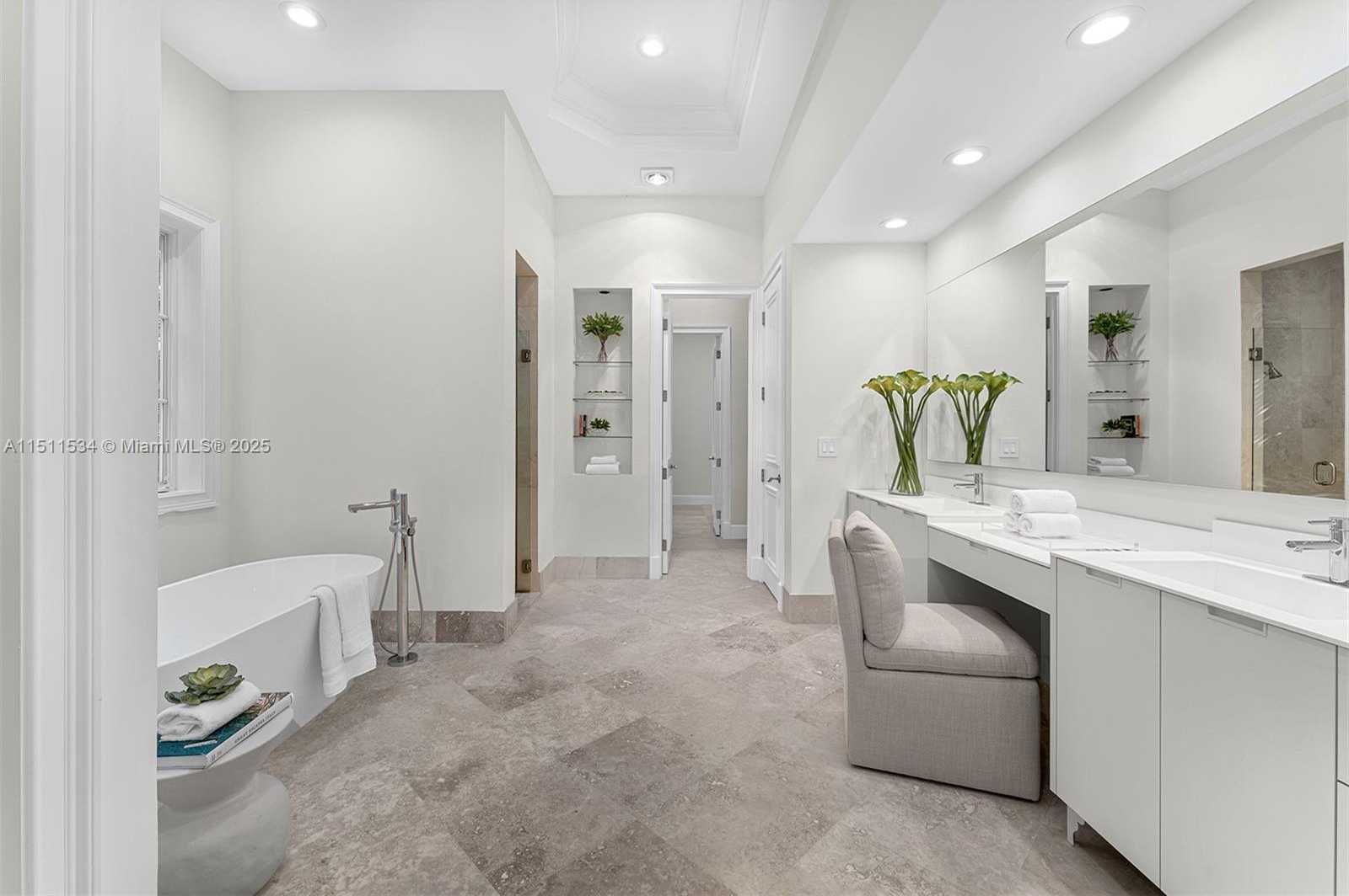 Small Image of 9941 SOUTH WEST 60TH CT, Pinecrest Number 26