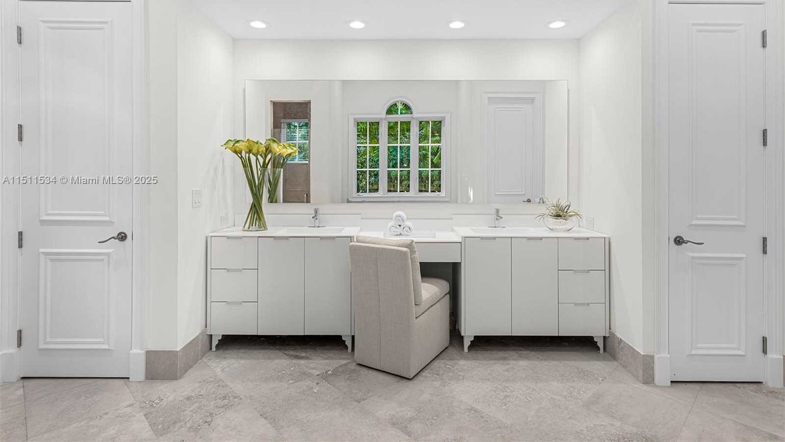 Small Image of 9941 SOUTH WEST 60TH CT, Pinecrest Number 27