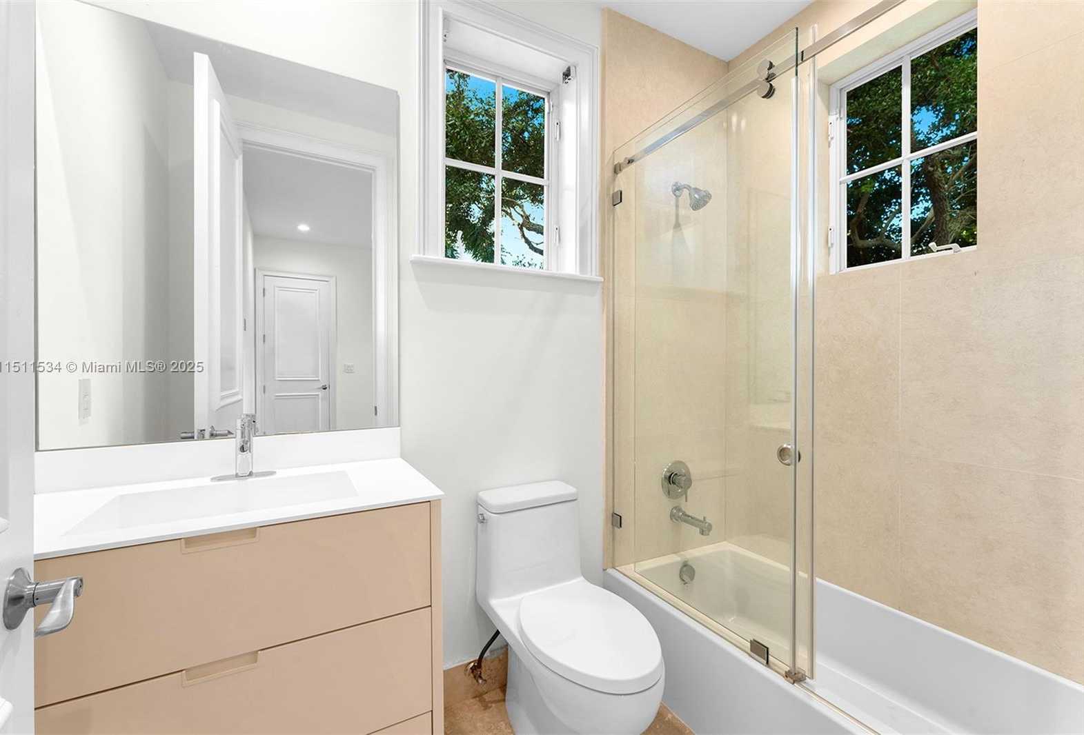 Small Image of 9941 SOUTH WEST 60TH CT, Pinecrest Number 29