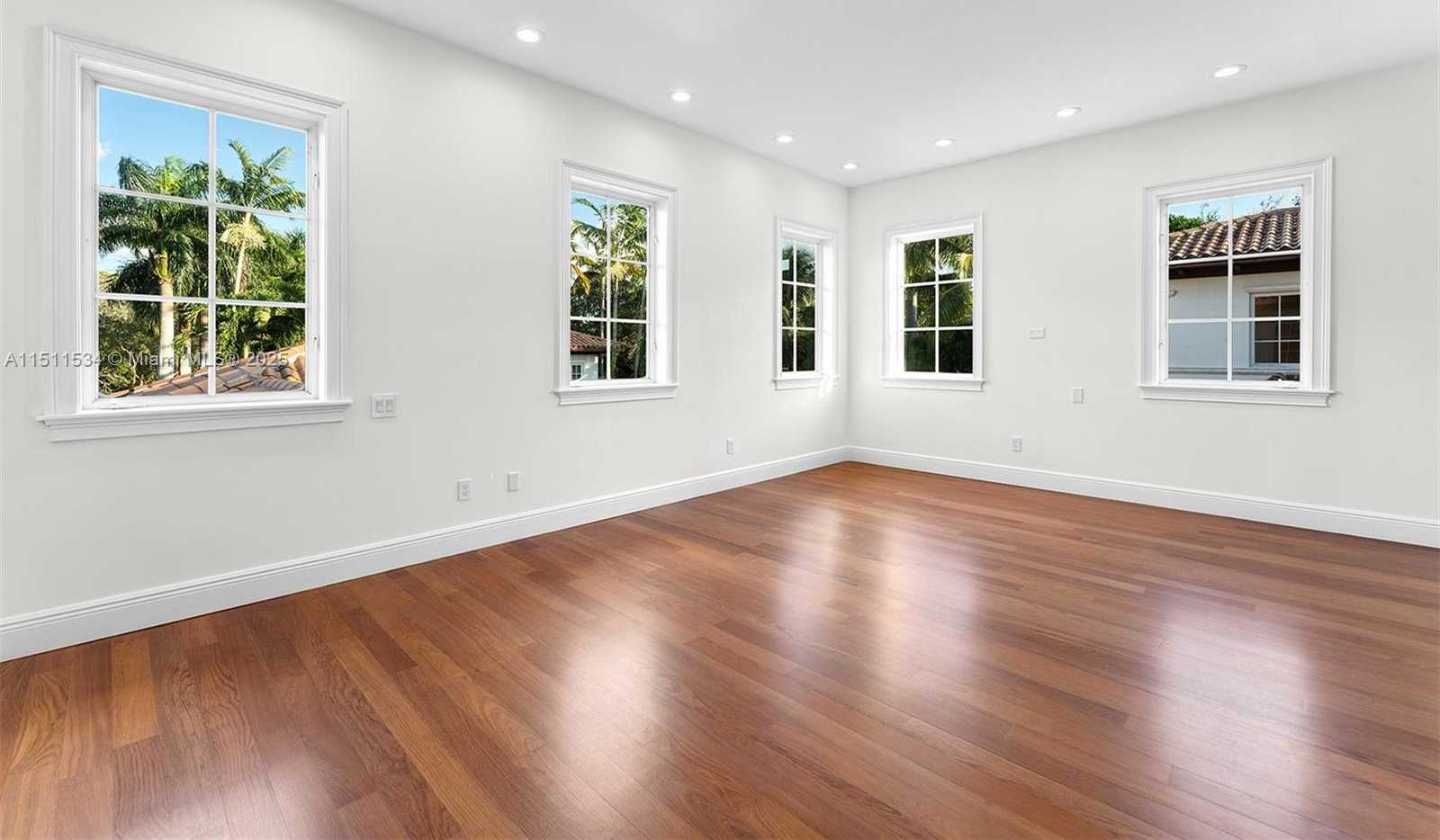 Small Image of 9941 SOUTH WEST 60TH CT, Pinecrest Number 36