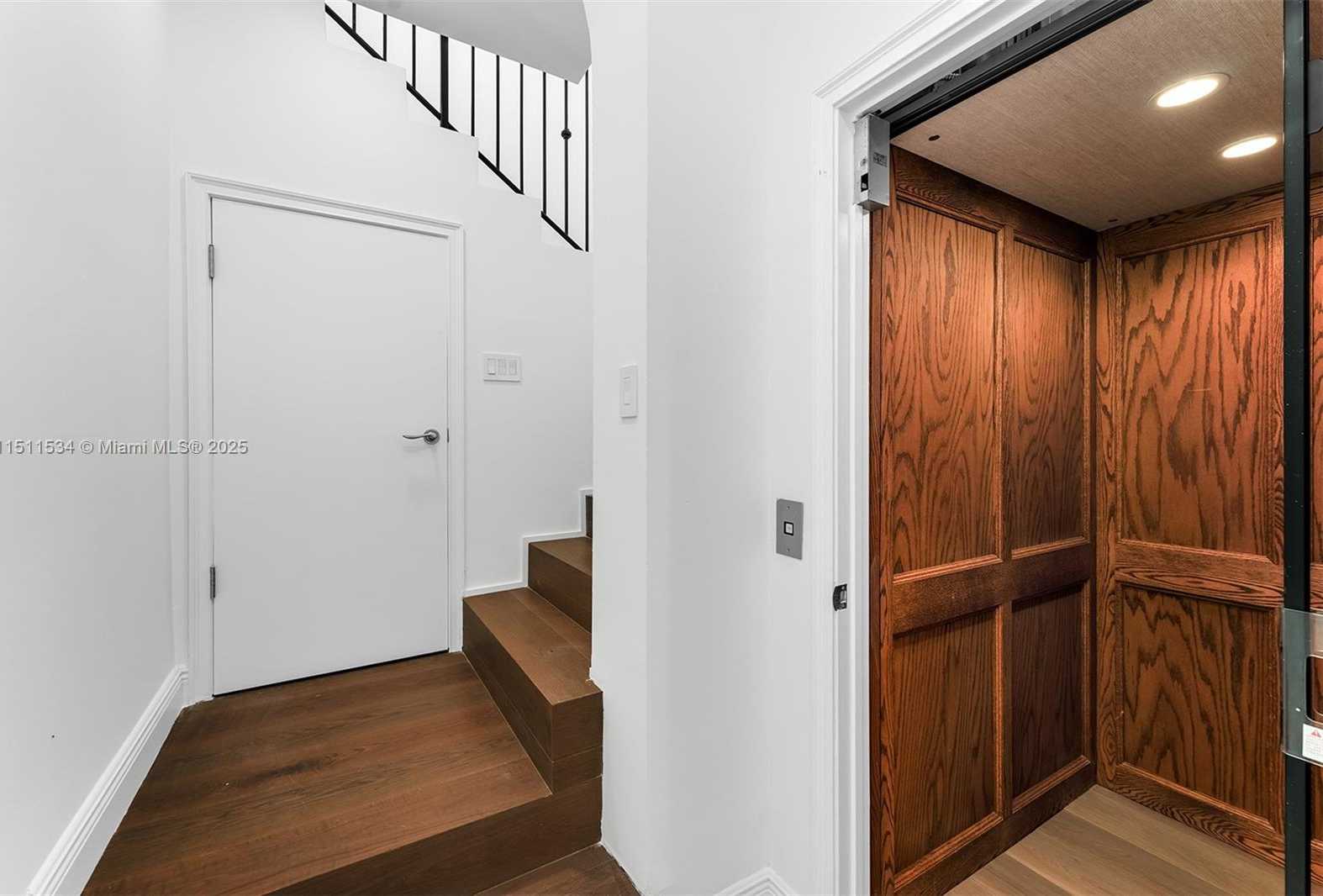 Small Image of 9941 SOUTH WEST 60TH CT, Pinecrest Number 43