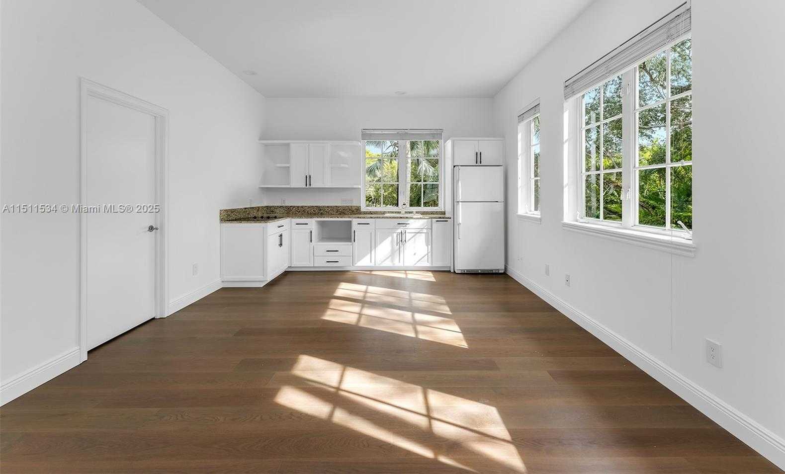 Small Image of 9941 SOUTH WEST 60TH CT, Pinecrest Number 44