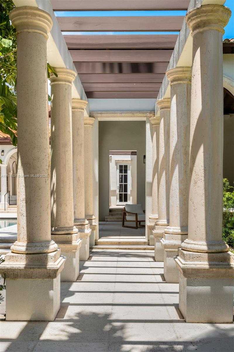 Small Image of 9941 SOUTH WEST 60TH CT, Pinecrest Number 52