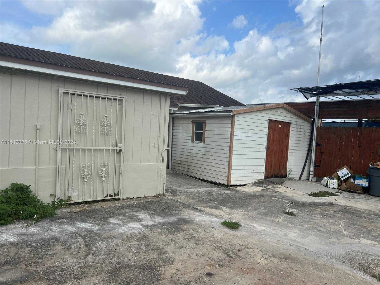 Small Image of 24301 SOUTH WEST 192ND AVE, Homestead Number 14