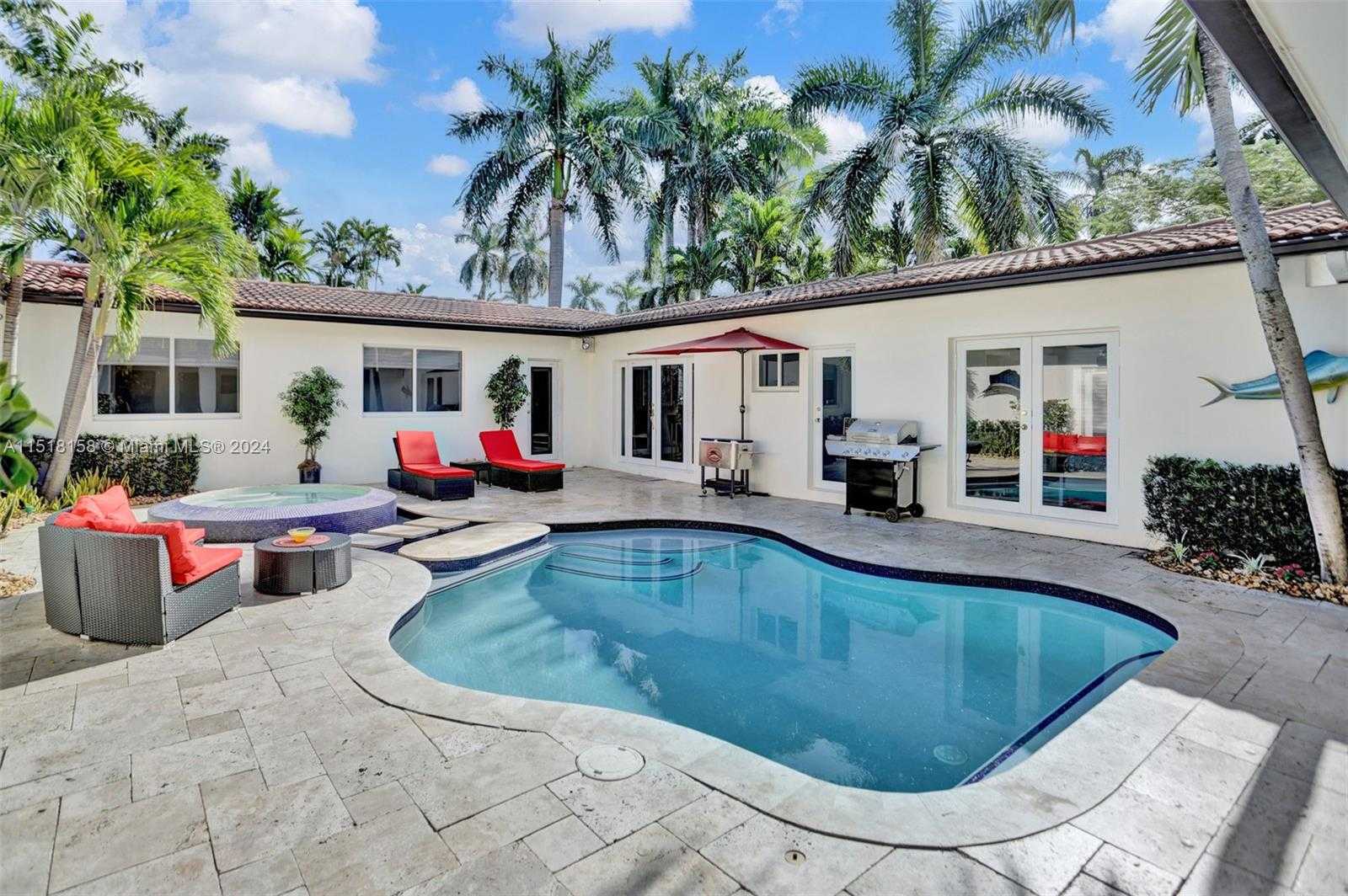 Small Image of 1017 TYLER ST, Hollywood Number 26