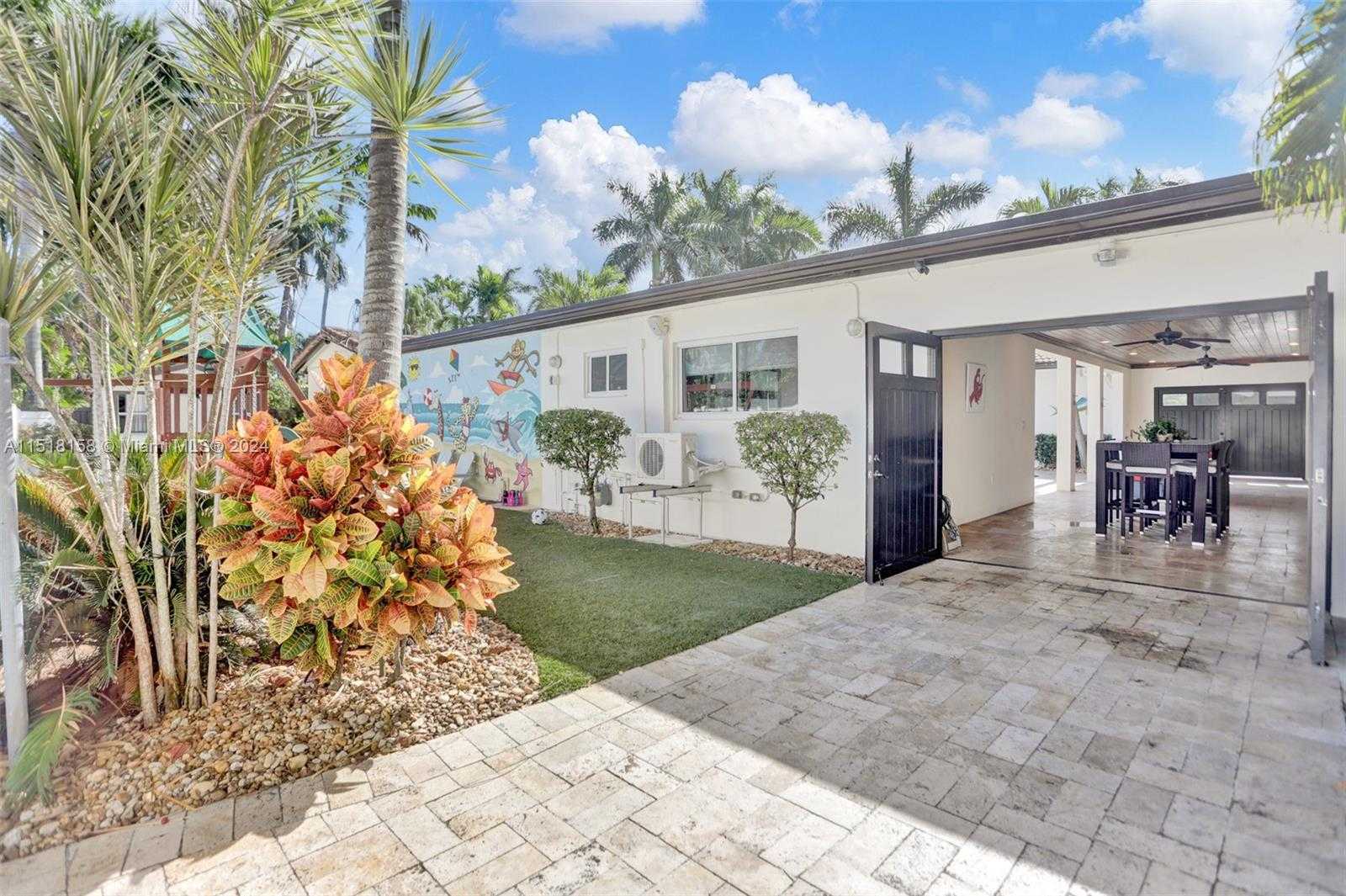 Small Image of 1017 TYLER ST, Hollywood Number 31