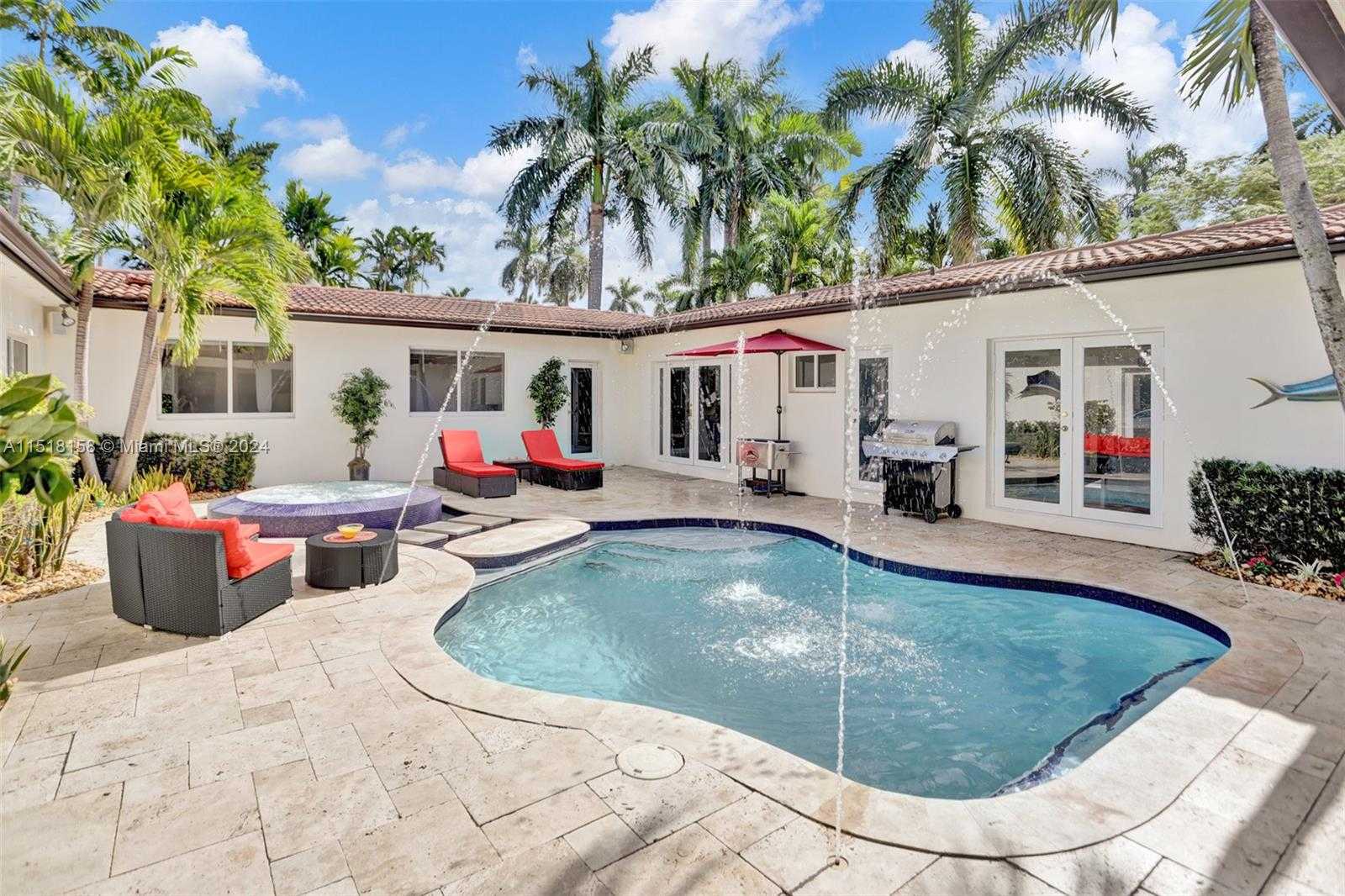 Small Image of 1017 TYLER ST, Hollywood Number 35