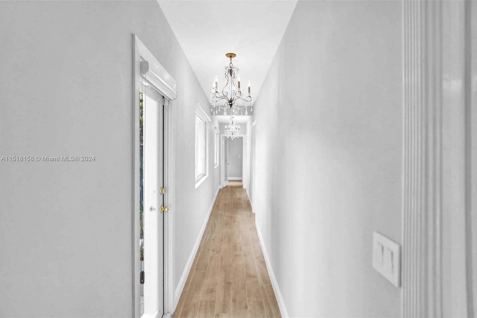 Small Image of 1017 TYLER ST, Hollywood Number 53