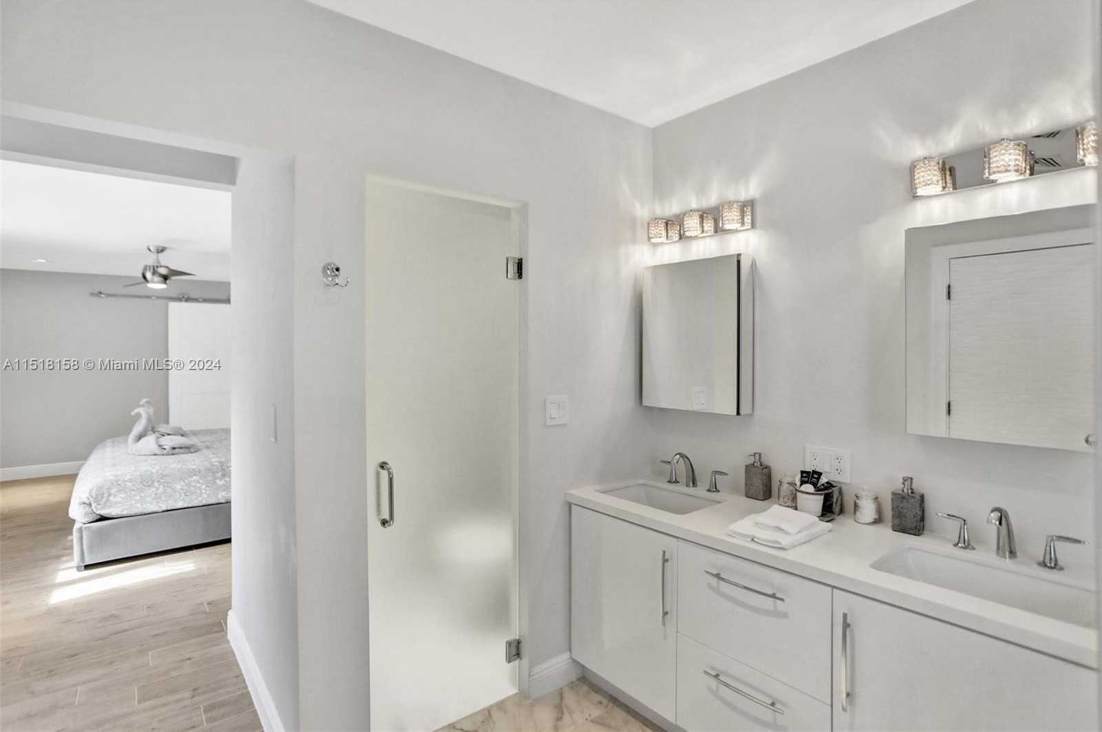 Small Image of 1017 TYLER ST, Hollywood Number 63