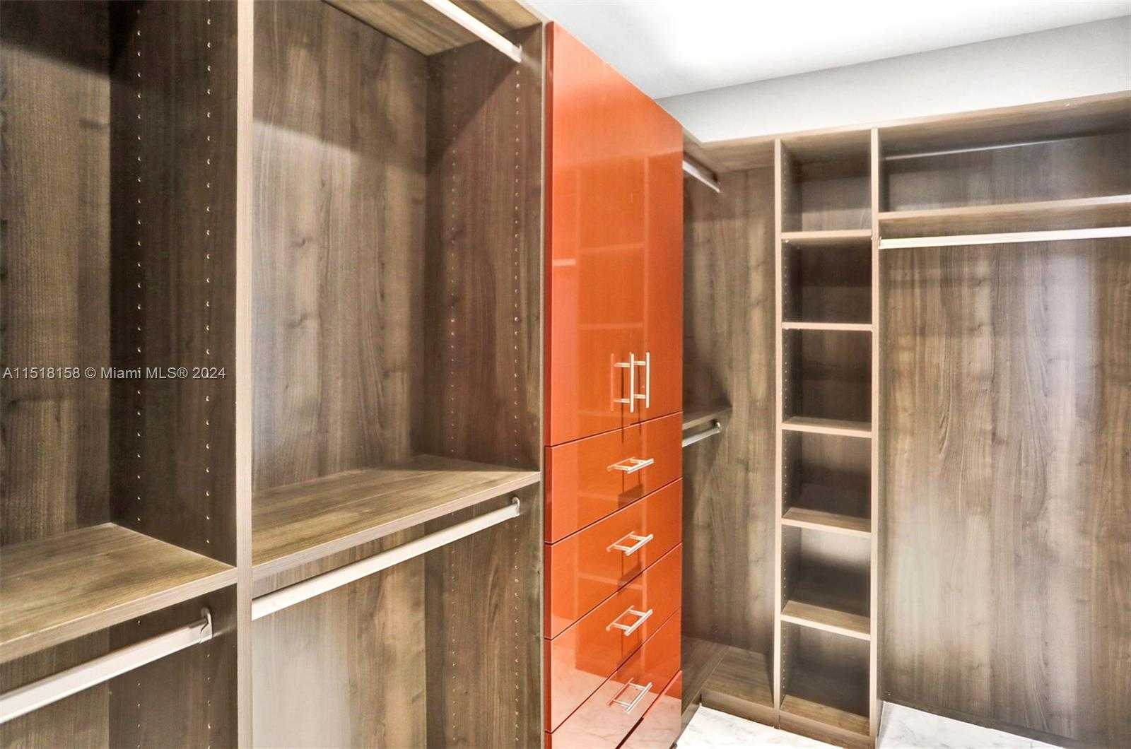 Small Image of 1017 TYLER ST, Hollywood Number 65