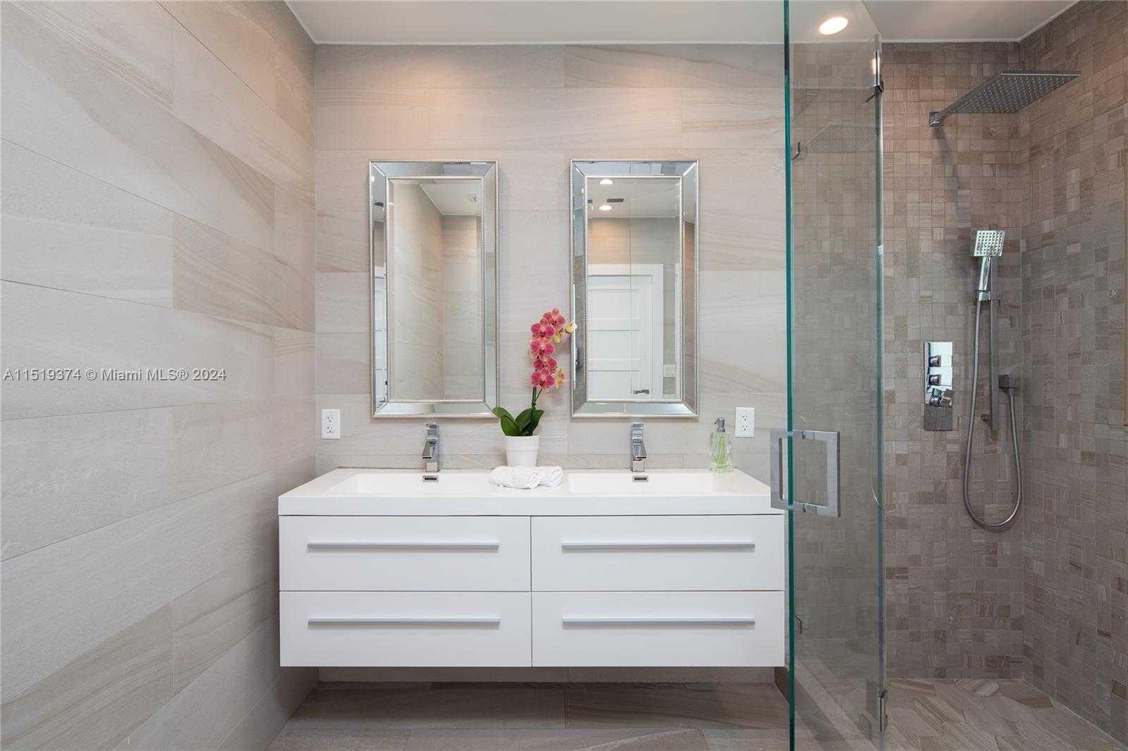 Small Image of 1070 NORTH EAST 93RD ST, Miami Shores Number 14