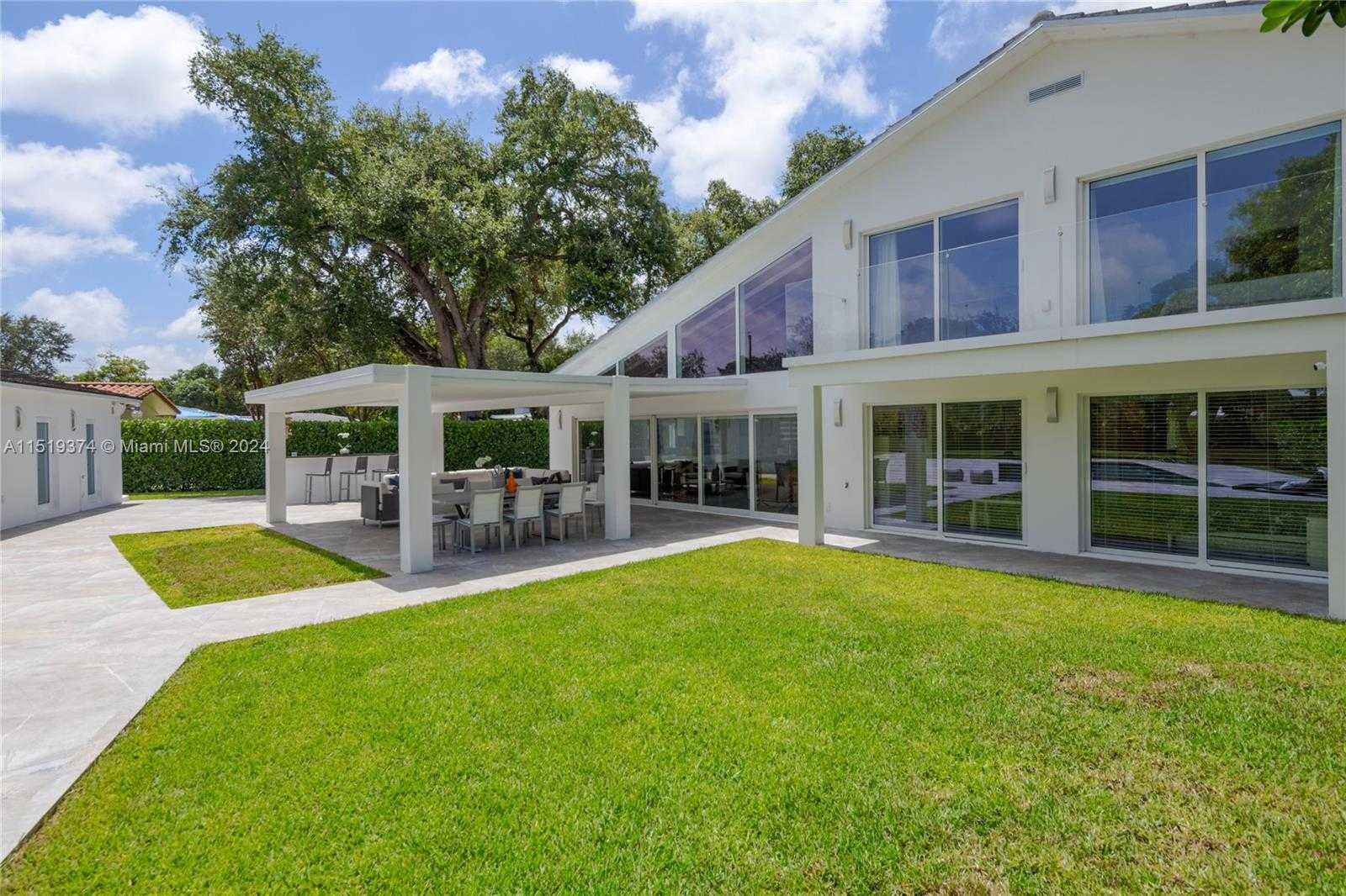 Small Image of 1070 NORTH EAST 93RD ST, Miami Shores Number 25
