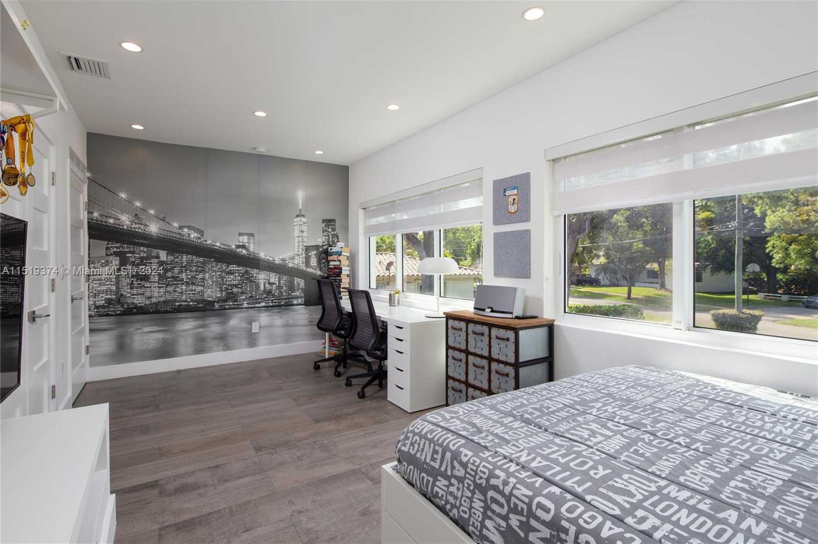 Small Image of 1070 NORTH EAST 93RD ST, Miami Shores Number 29