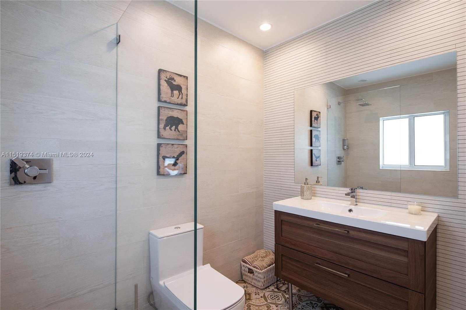 Small Image of 1070 NORTH EAST 93RD ST, Miami Shores Number 30
