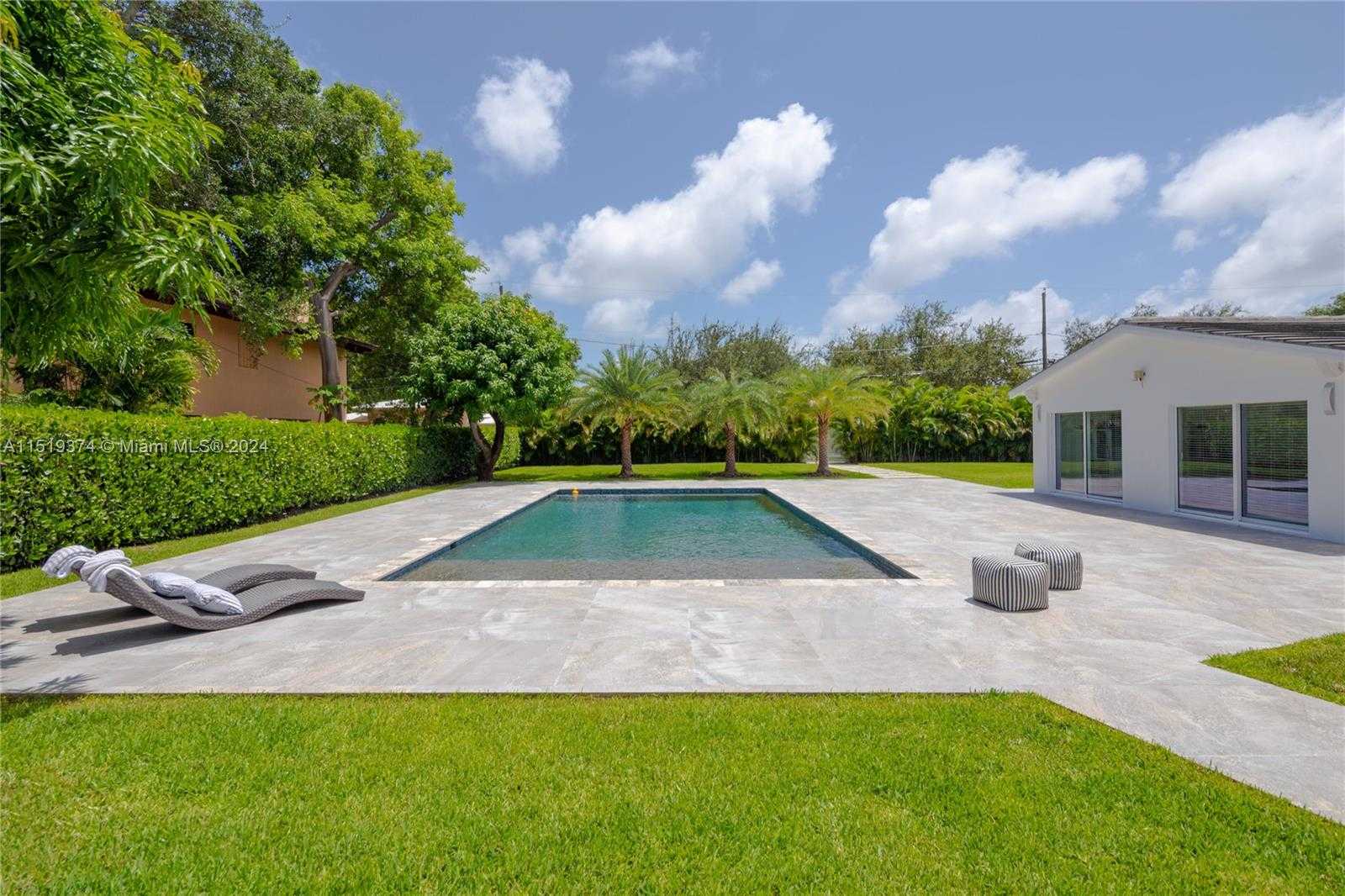 Small Image of 1070 NORTH EAST 93RD ST, Miami Shores Number 31