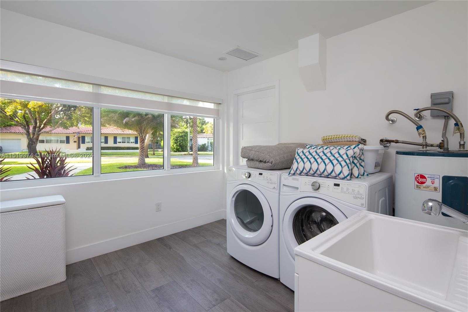 Small Image of 1070 NORTH EAST 93RD ST, Miami Shores Number 35