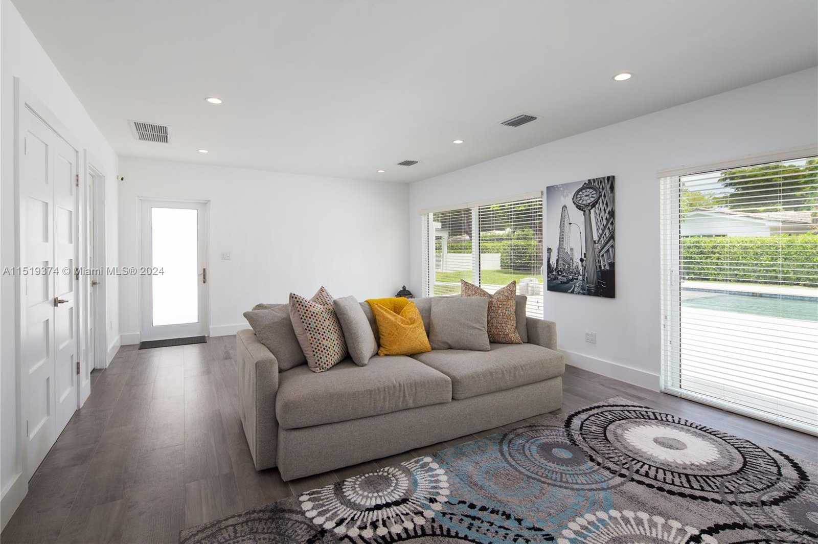 Small Image of 1070 NORTH EAST 93RD ST, Miami Shores Number 38