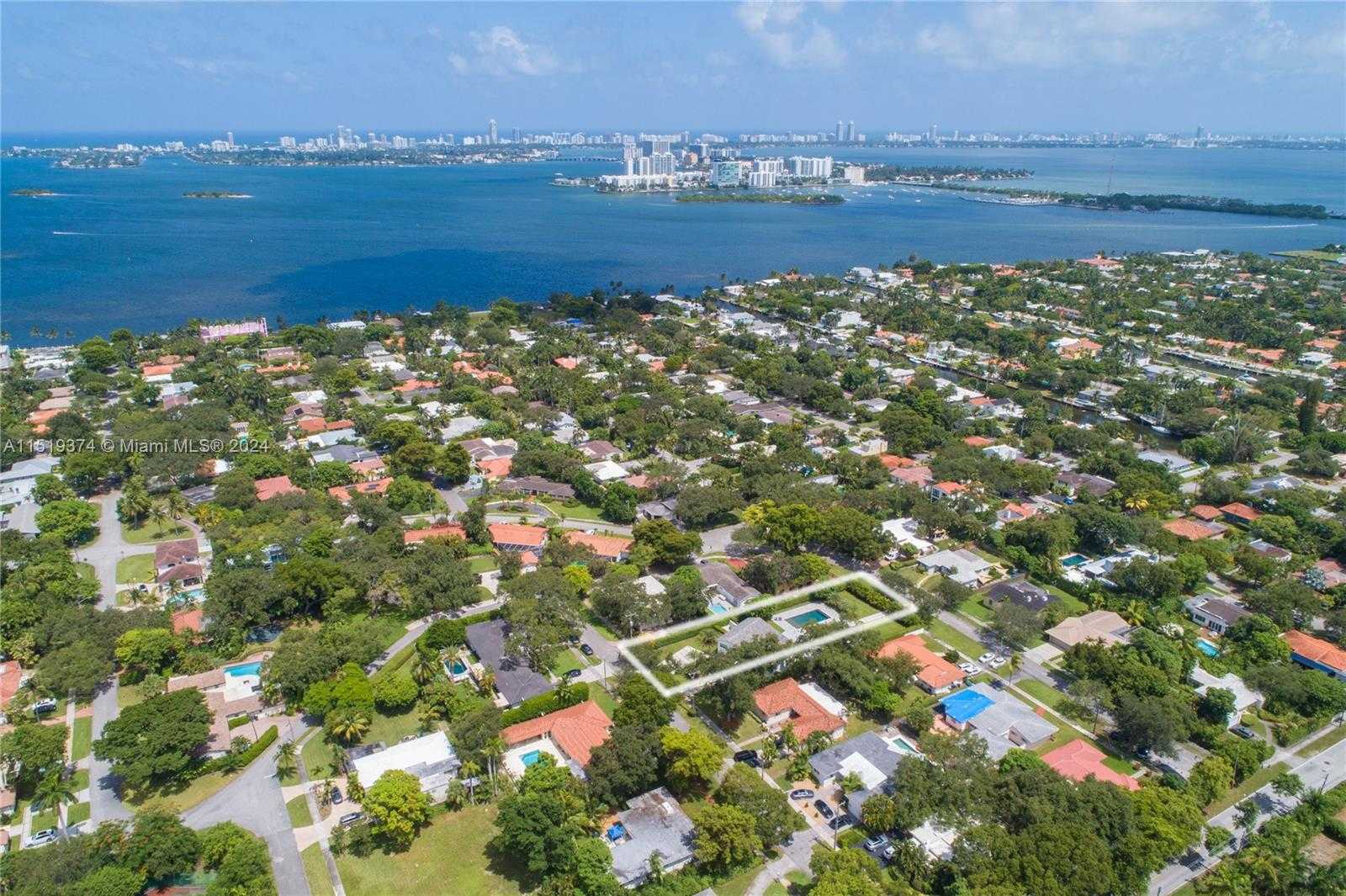 Small Image of 1070 NORTH EAST 93RD ST, Miami Shores Number 53