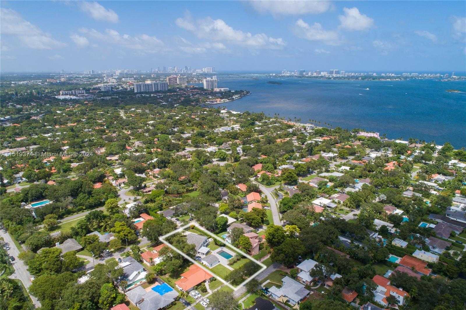Small Image of 1070 NORTH EAST 93RD ST, Miami Shores Number 54