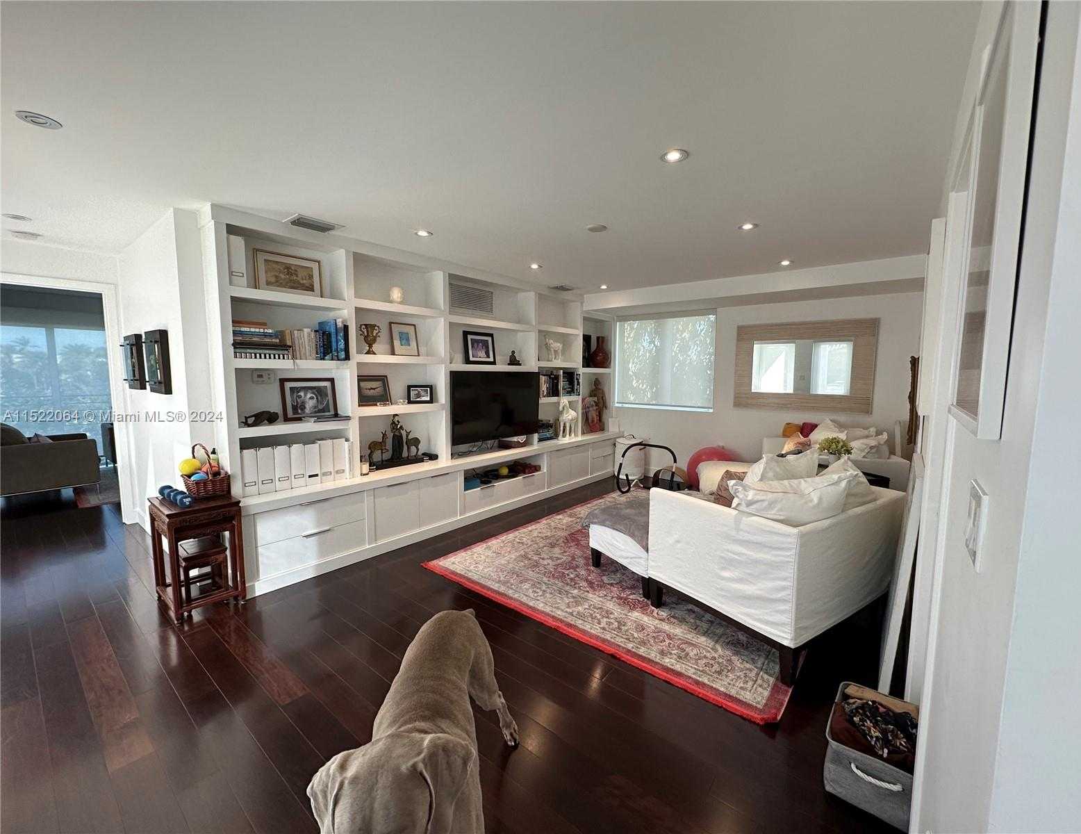 Small Image of 736 WOODCREST RD, Key Biscayne Number 11