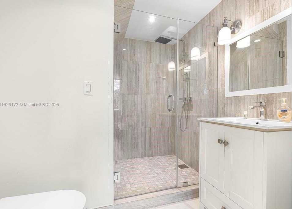 Small Image of Miami Number 14