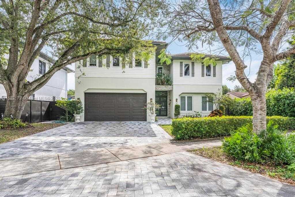 Small Image of Miami Number 2