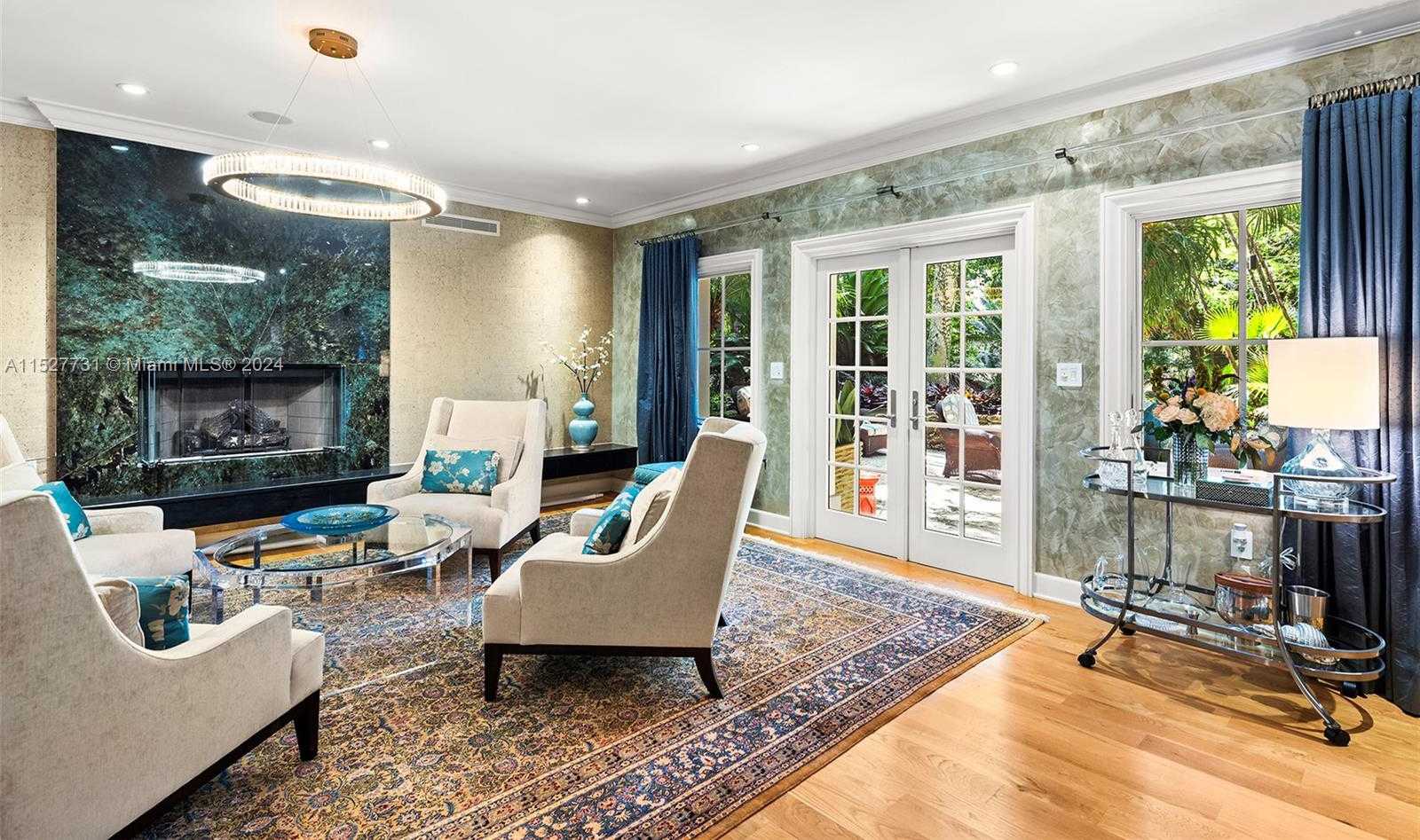 Small Image of 5400 KERWOOD OAKS DR, Coral Gables Number 15