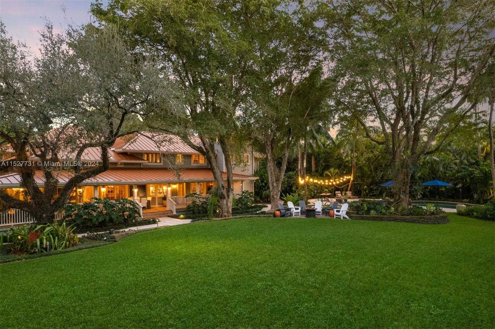 Small Image of 5400 KERWOOD OAKS DR, Coral Gables Number 41