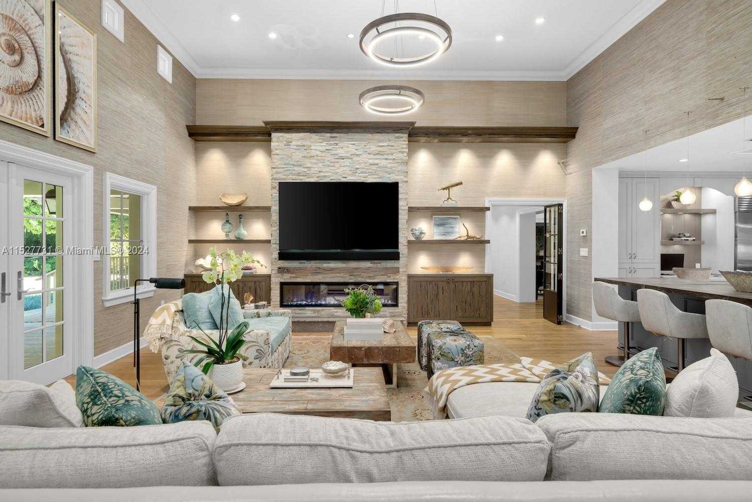 Small Image of 5400 KERWOOD OAKS DR, Coral Gables Number 8