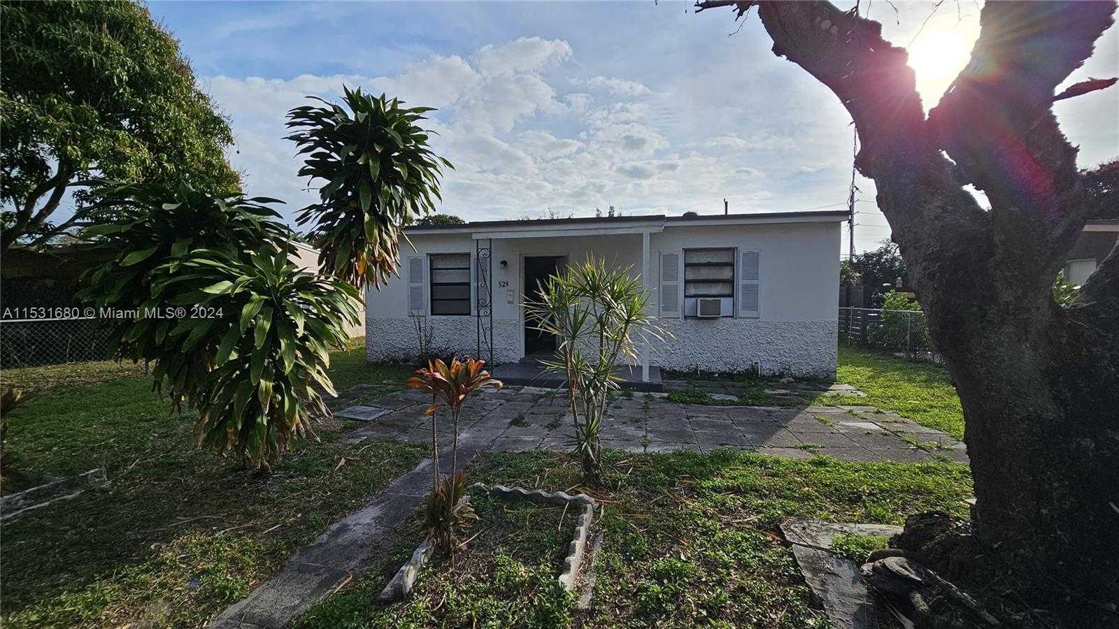 Small Image of 524 NORTH WEST 21ST AVE, Fort Lauderdale Number 3