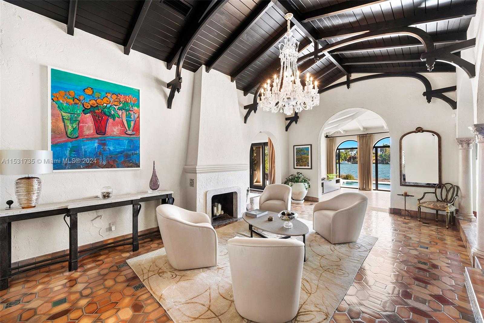 Small Image of 527 EAST DILIDO DR, Miami Beach Number 14
