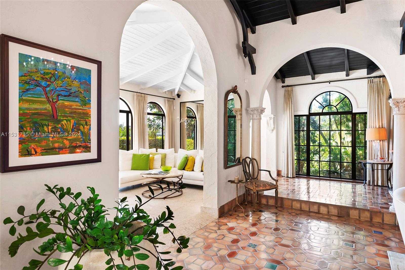 Small Image of 527 EAST DILIDO DR, Miami Beach Number 21