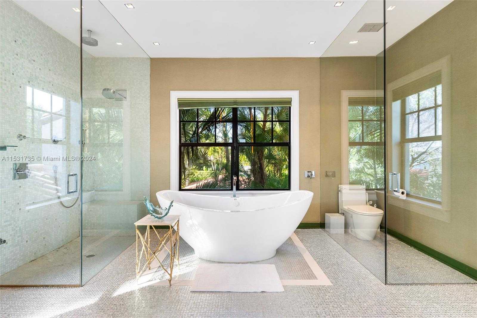 Small Image of 527 EAST DILIDO DR, Miami Beach Number 34