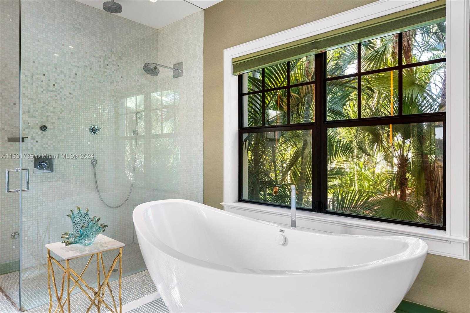 Small Image of 527 EAST DILIDO DR, Miami Beach Number 35
